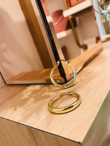 Sleek Gold Hoop Earrings